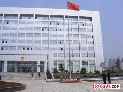 不銹鋼旗桿高度