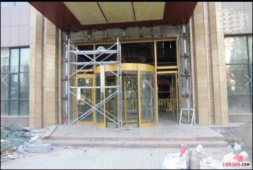 三翼旋轉(zhuǎn)門