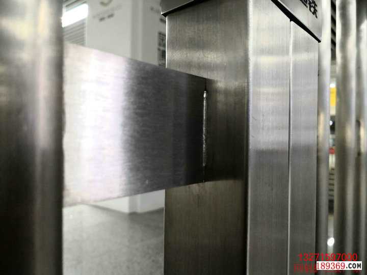 不銹鋼弧形護欄