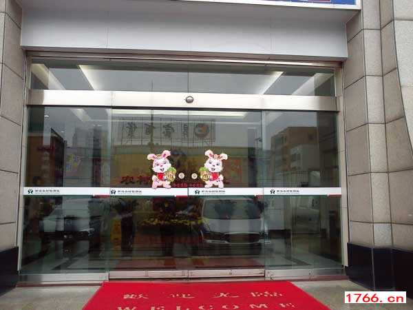 玻璃自動感應(yīng)門