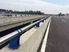 鄭州橋梁護(hù)欄，鄭州橋梁護(hù)欄安裝，鄭州橋梁護(hù)欄制作，鄭州橋梁護(hù)欄價(jià)格