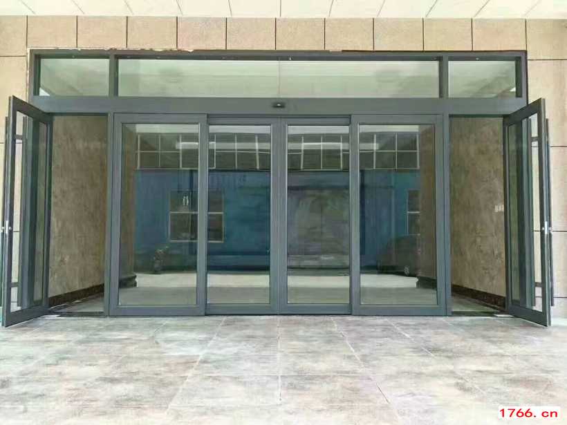 郑州自动门安? width=