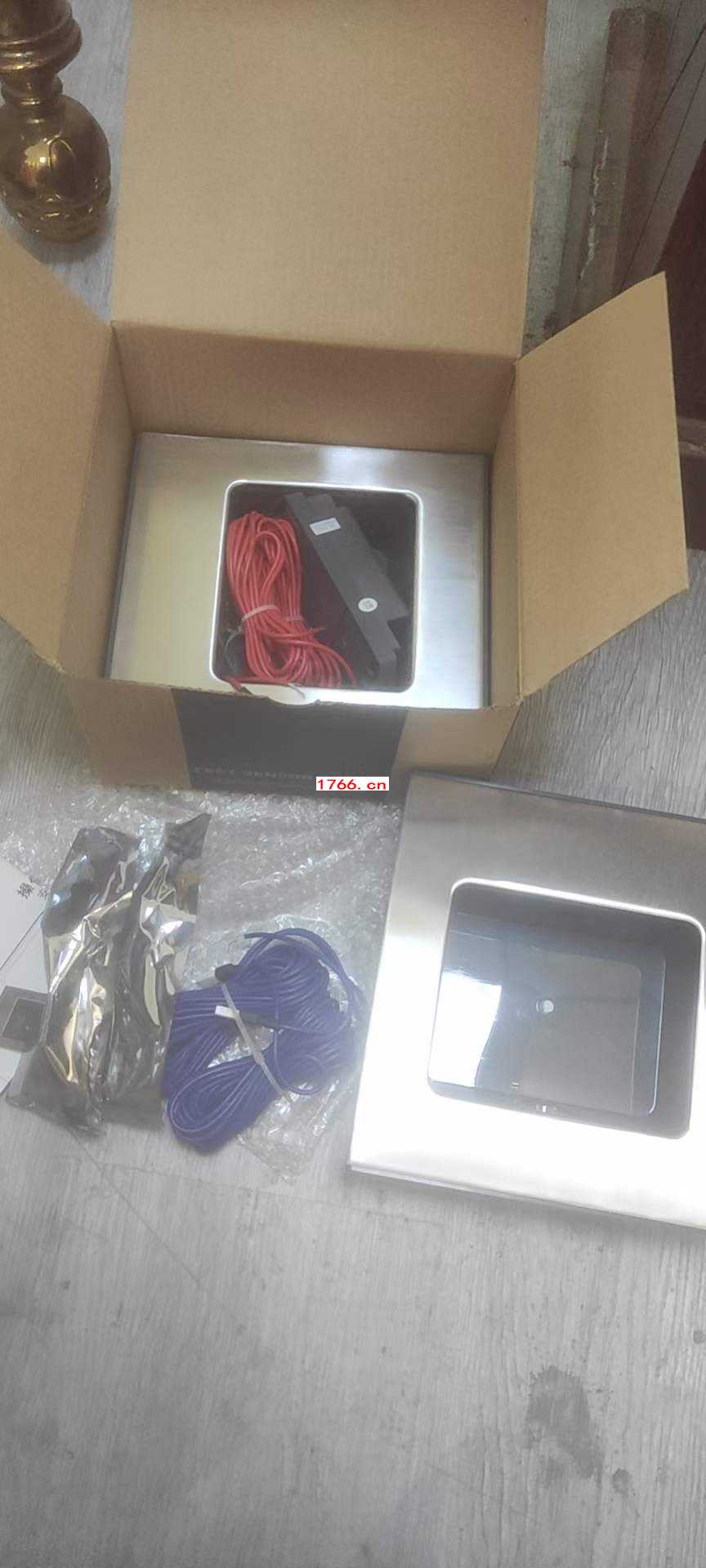 腳踩開(kāi)關(guān) 腳踩開(kāi)關(guān)