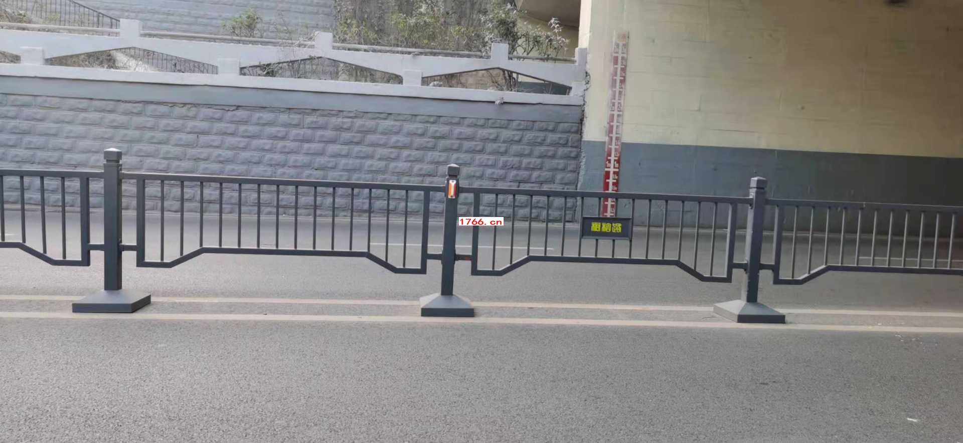 新款市政護欄圖片