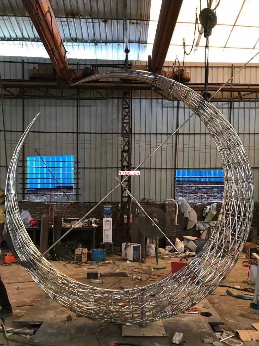 不銹鋼月亮圖片