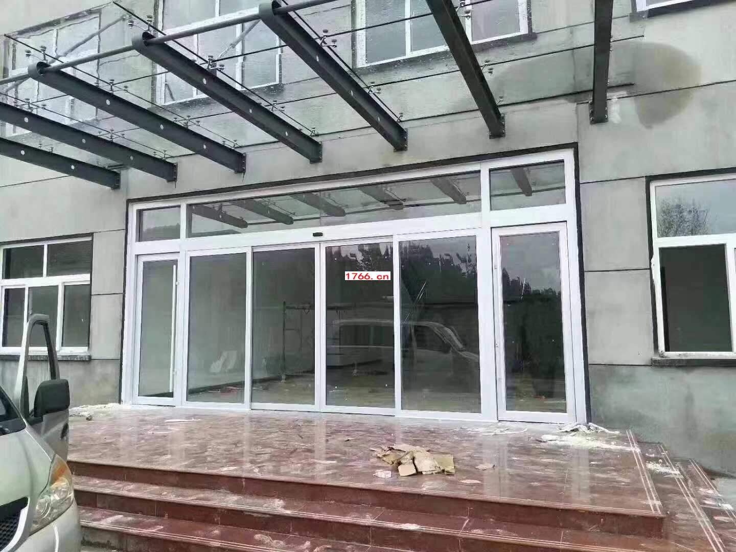 鋁合金型材感應(yīng)自動(dòng)門