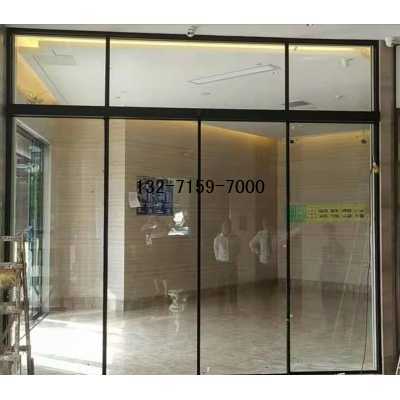 狹長推拉門,采用超窄邊自動門,大大降低型材在視野中的比例圖2