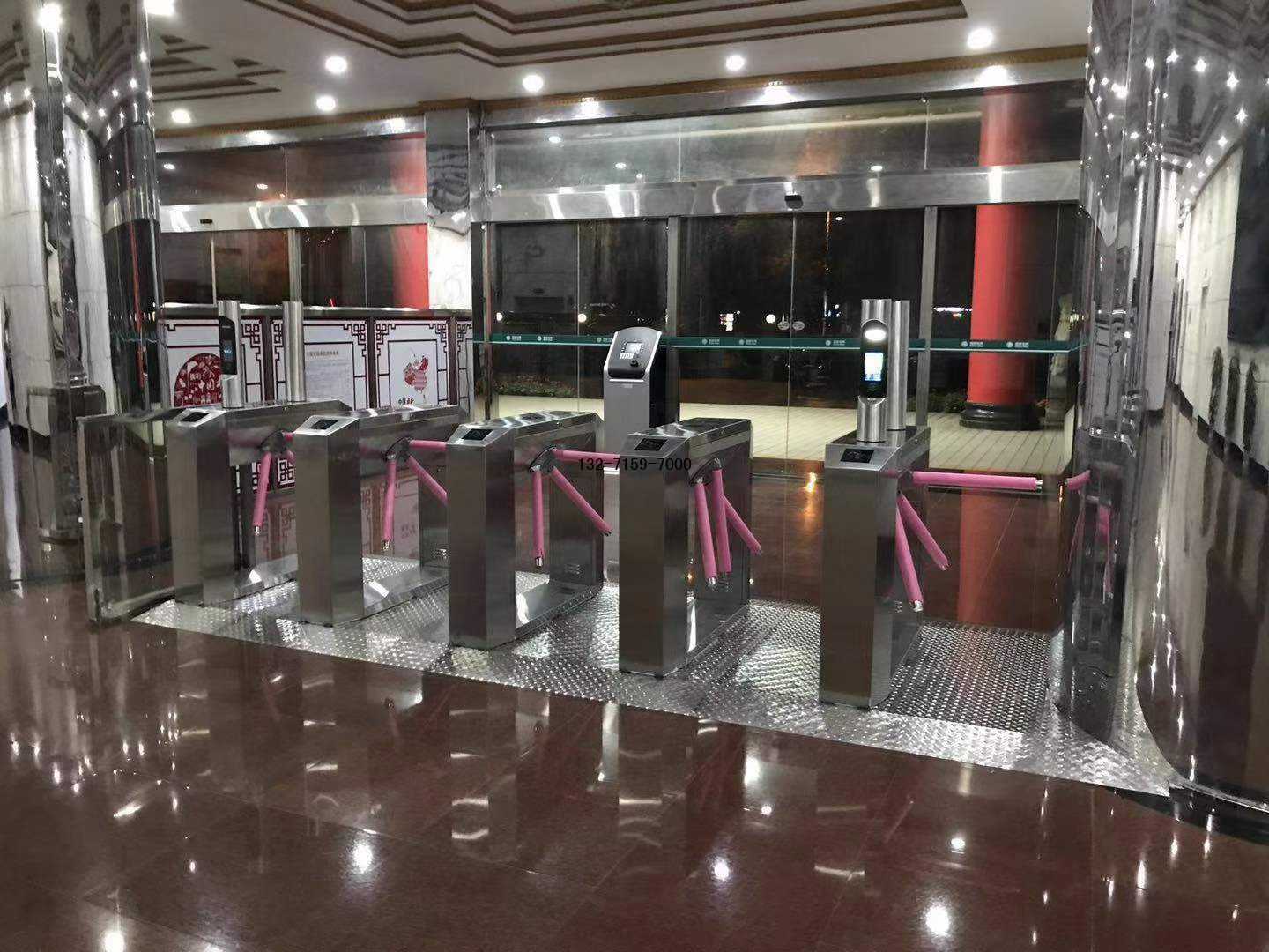 鄭州三輥閘安裝 鄭州三輥閘安裝