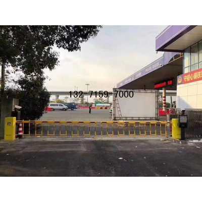 鄭州道閘安裝圖1