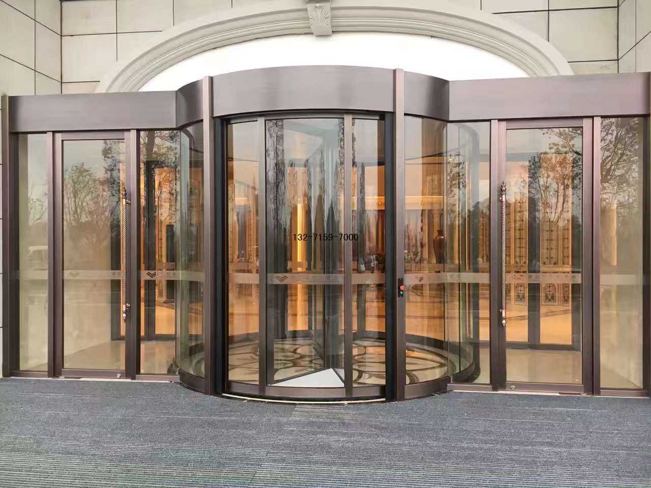 玫瑰金自動(dòng)旋轉(zhuǎn)門