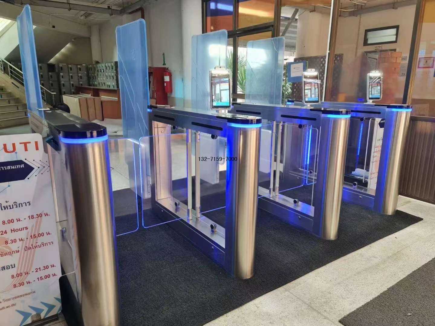 鄭州通道閘人臉識(shí)別廠家