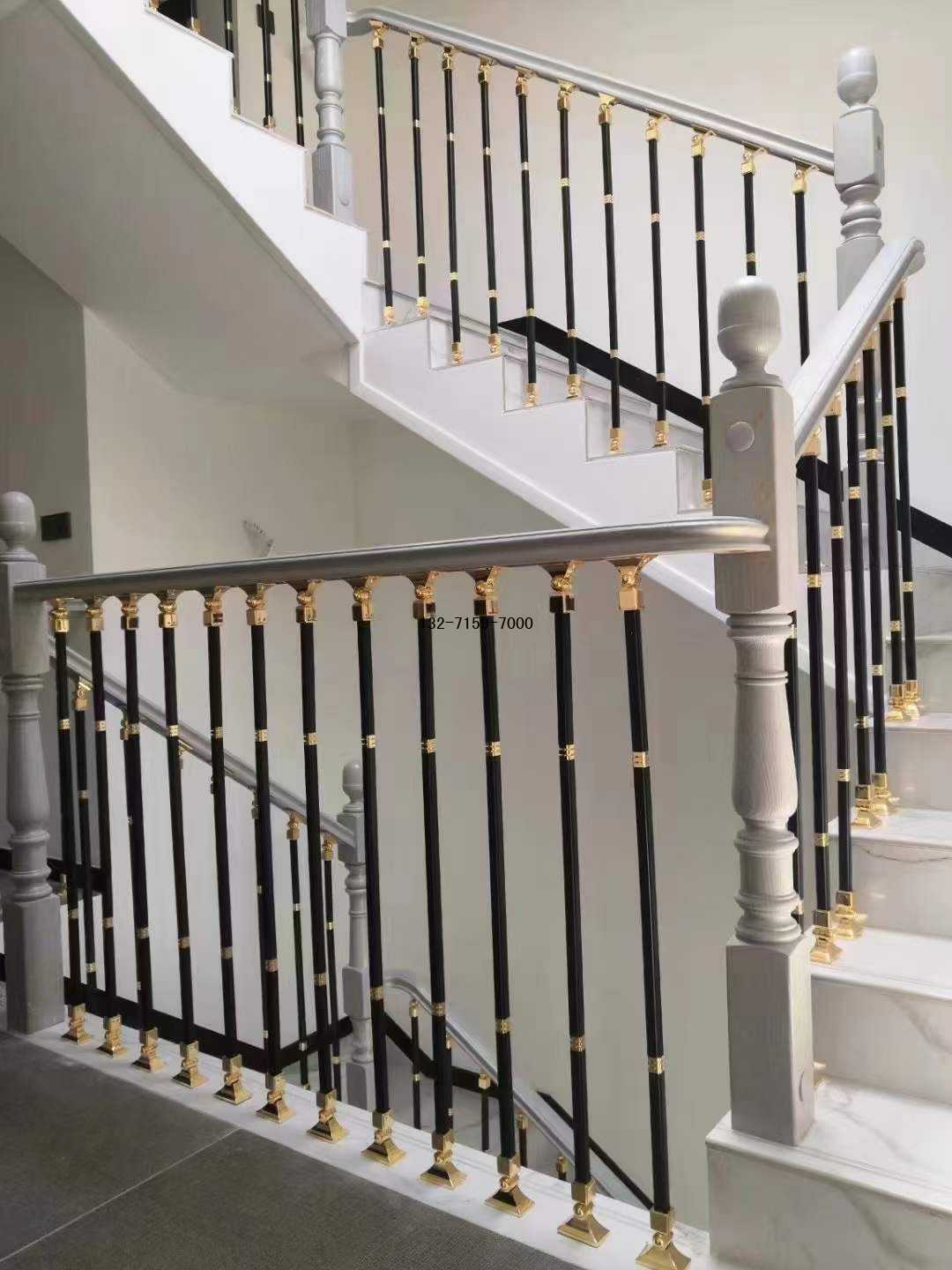 輕奢款鋁藝樓梯護(hù)欄