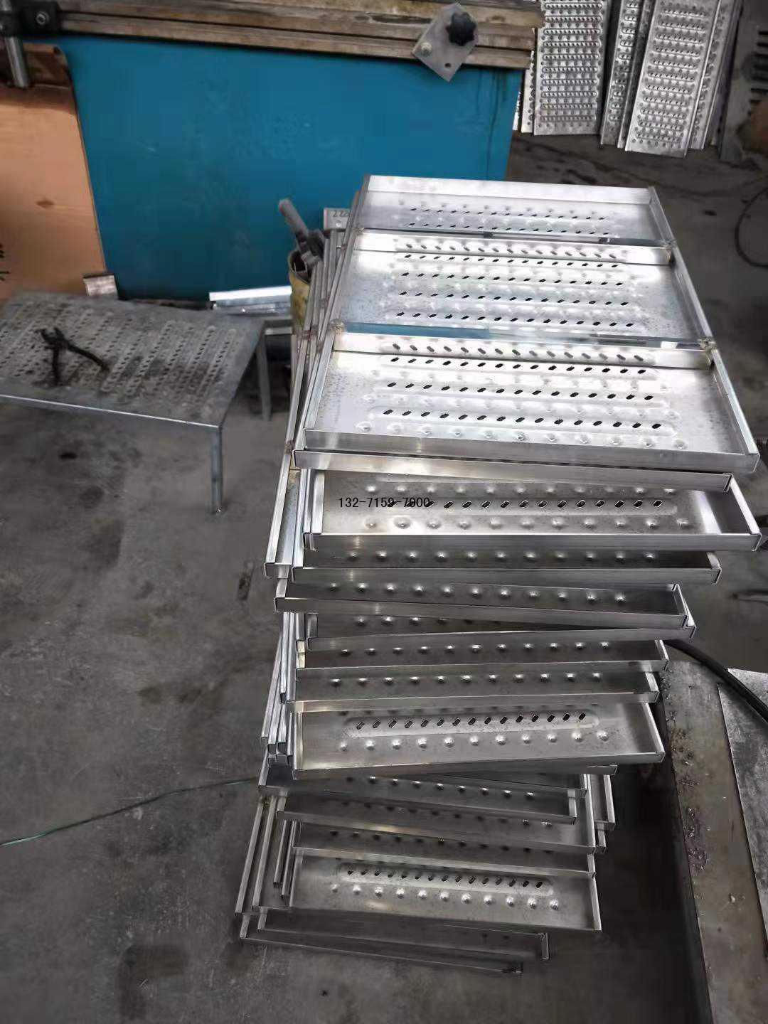 不銹鋼地溝蓋板尺寸