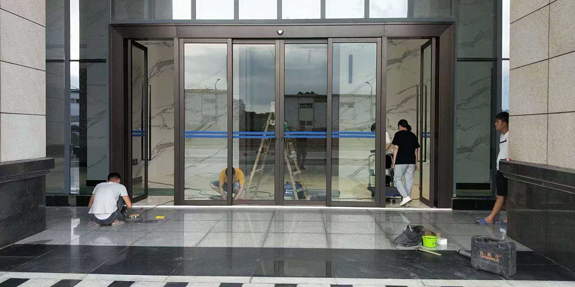 松下120自動(dòng)感應(yīng)門電機(jī)，鄭州松下鋁型材自動(dòng)門