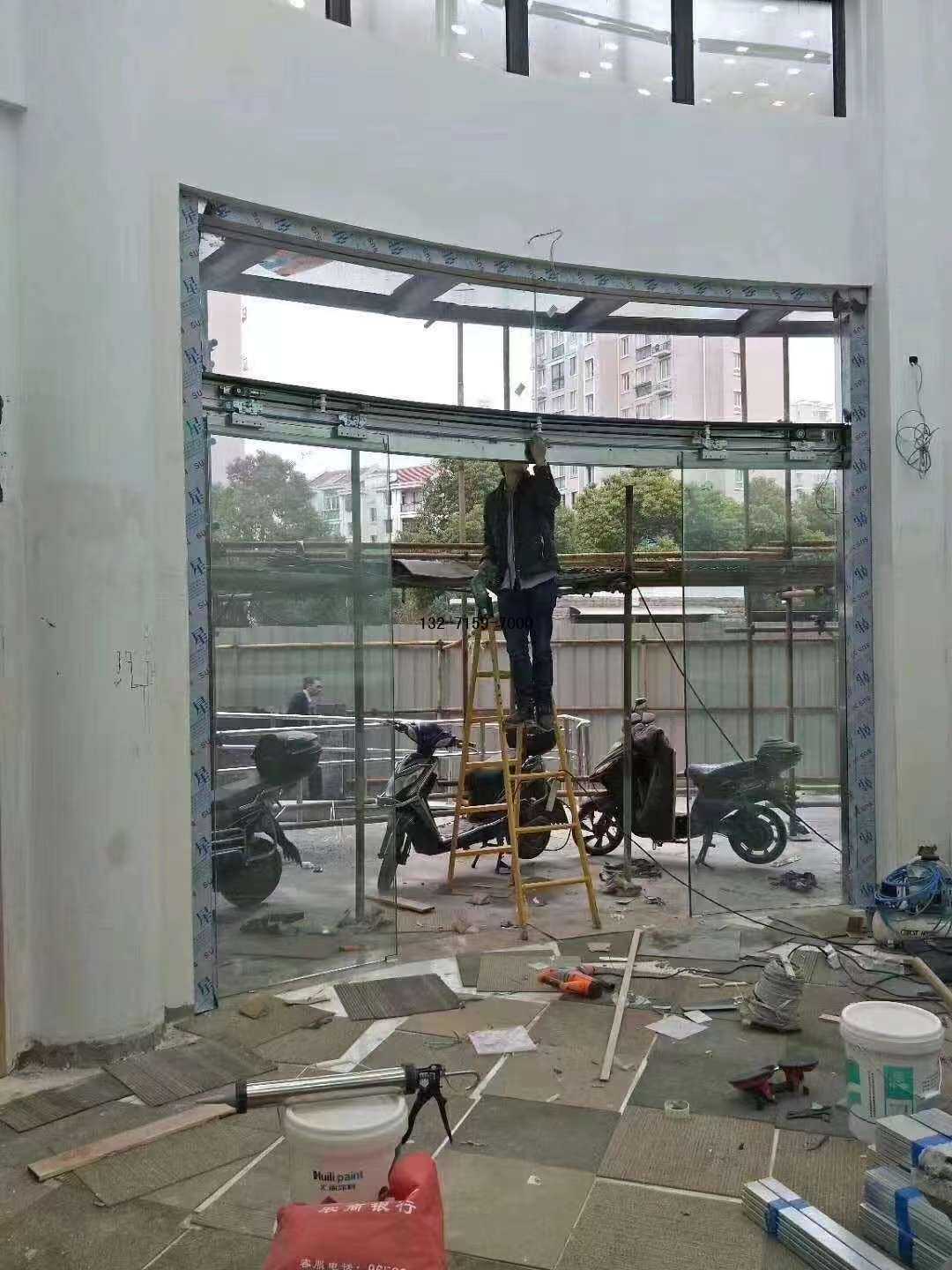 弧形自動(dòng)感應(yīng)門