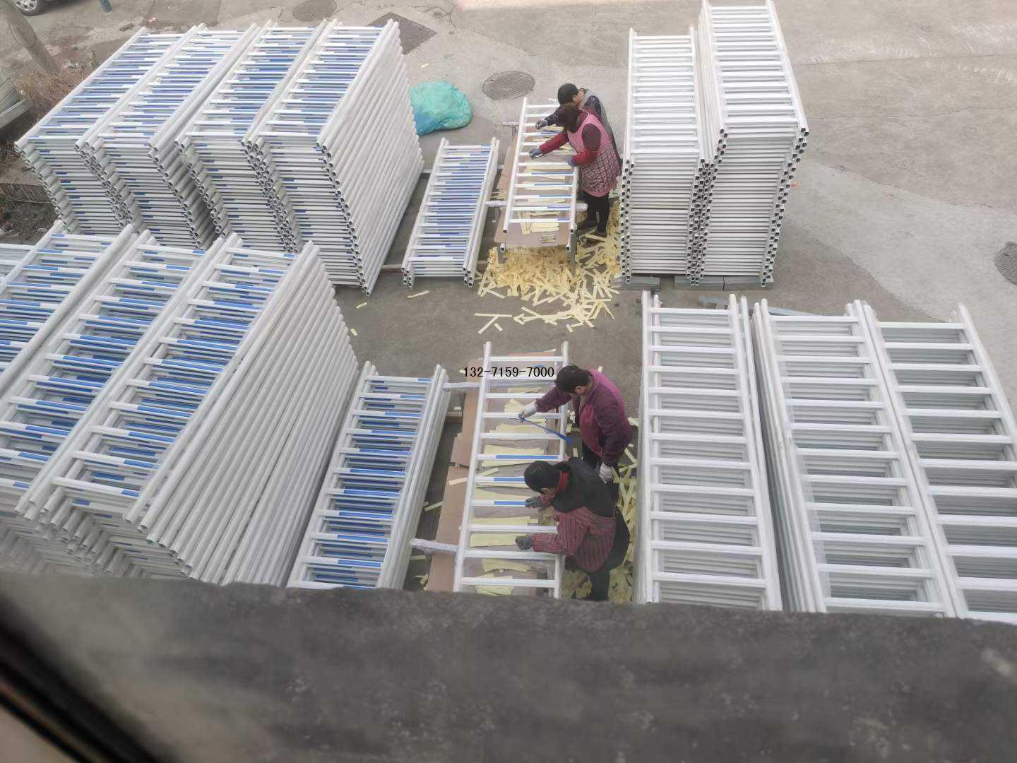 市政護欄現(xiàn)貨，鄭州同創(chuàng)護欄廠家