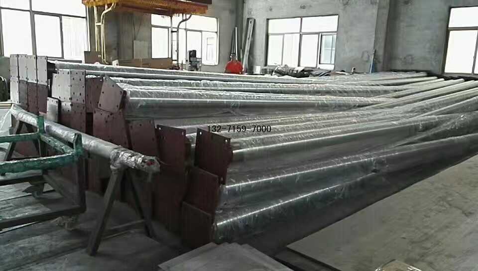 生產(chǎn)不銹鋼旗桿的廠家