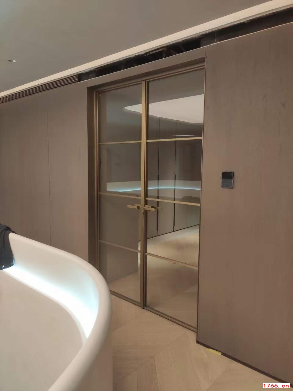 家用自动? width=