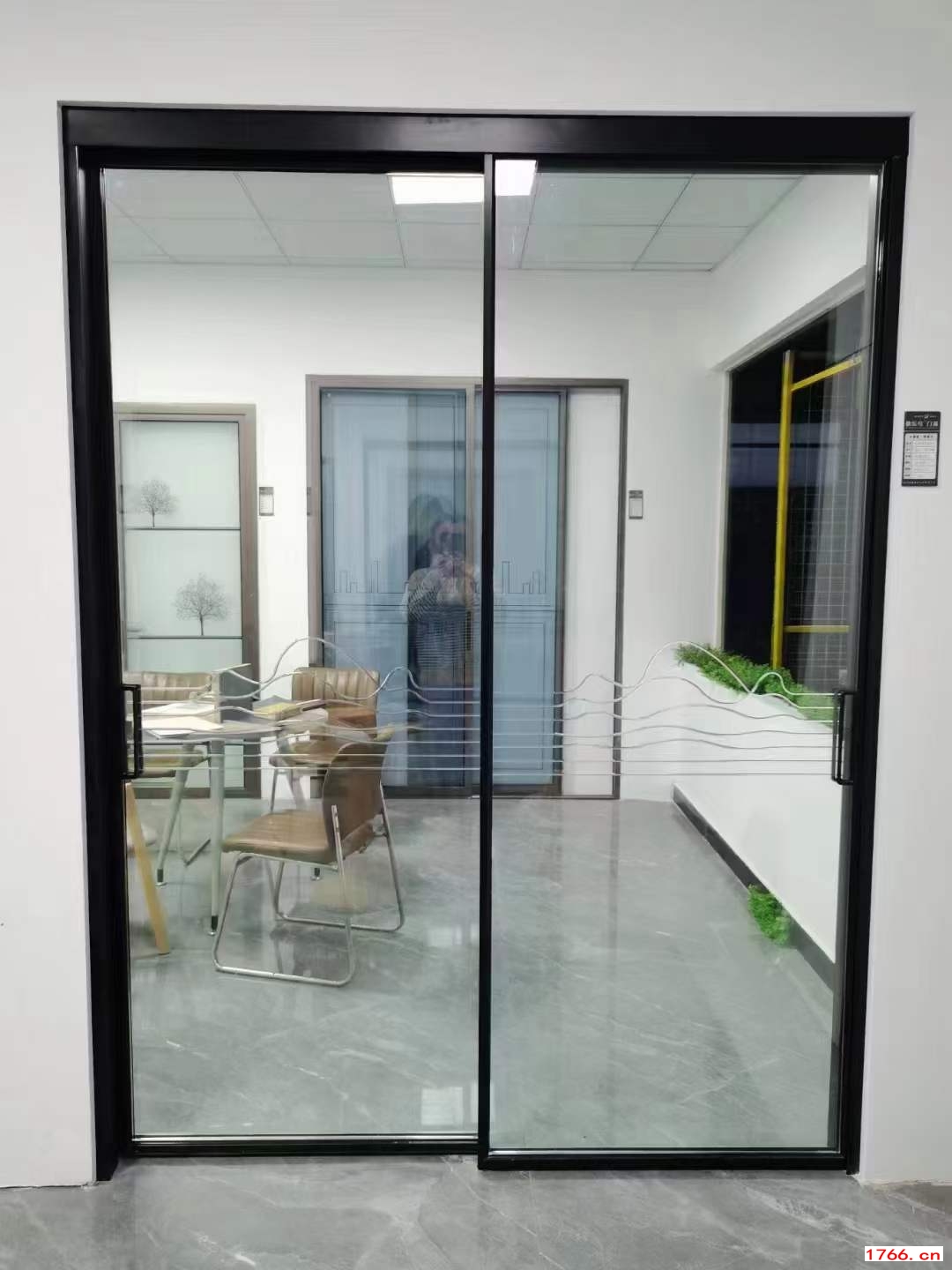 鋁合金型材磁懸浮陽臺自動(dòng)門