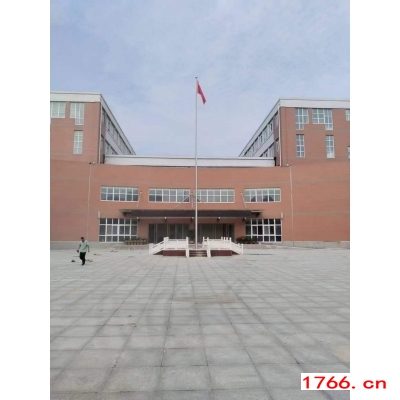 大學(xué)旗桿:象征校園精神與榮譽的象征圖1