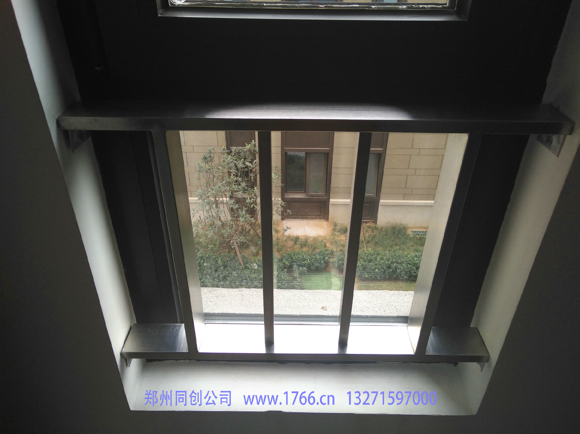 不銹鋼安全護(hù)欄