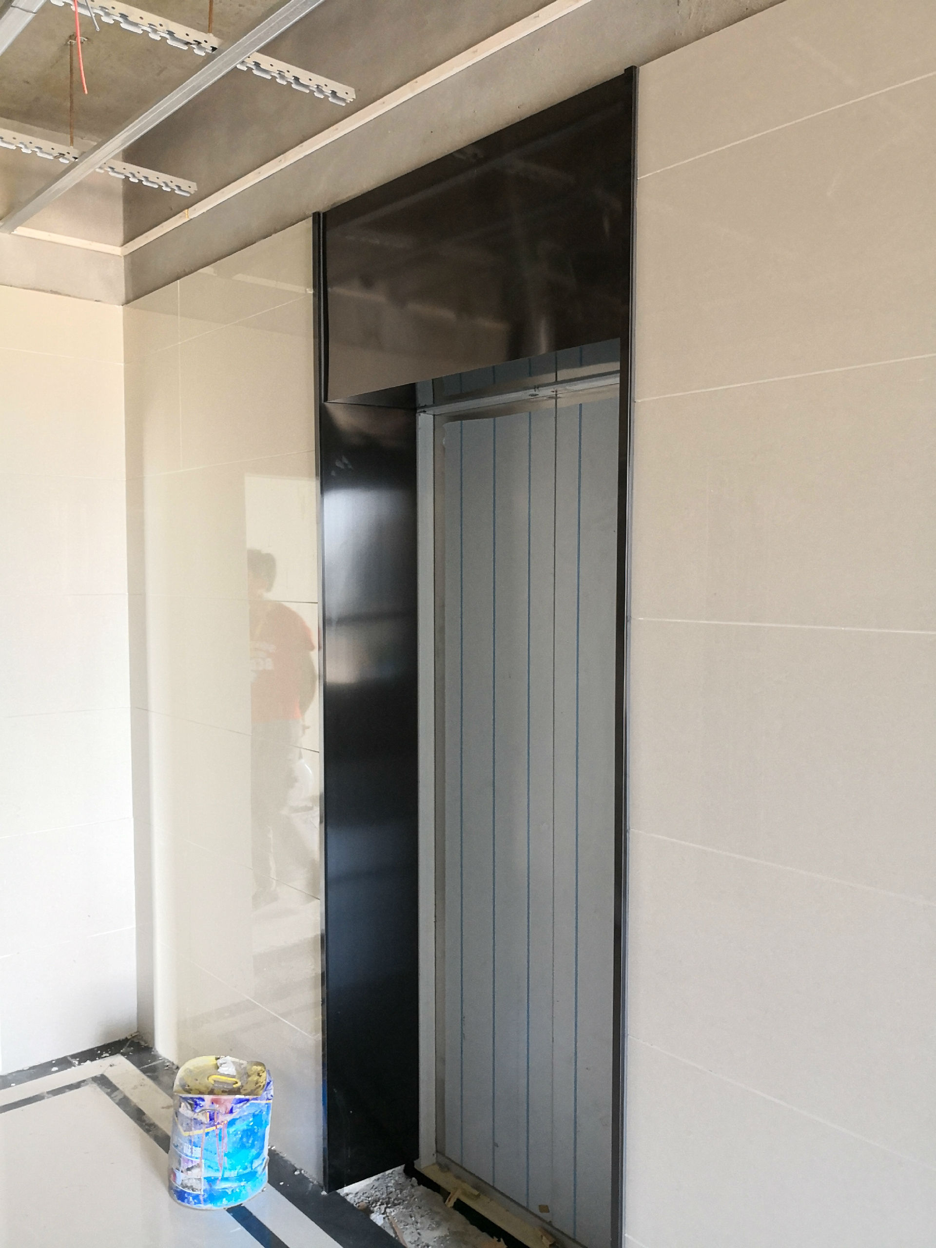 鄭州不銹鋼電梯門套